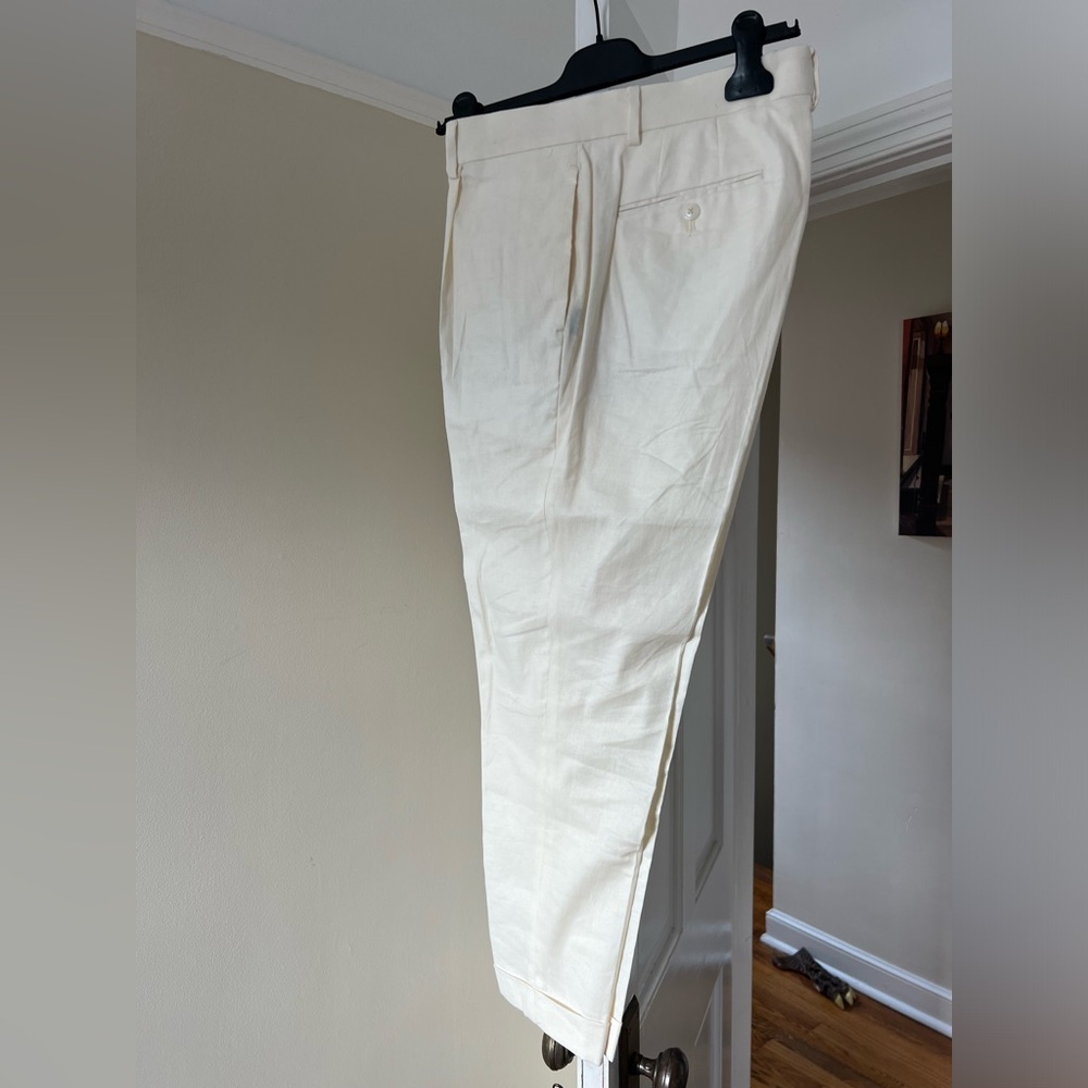 linen trousers